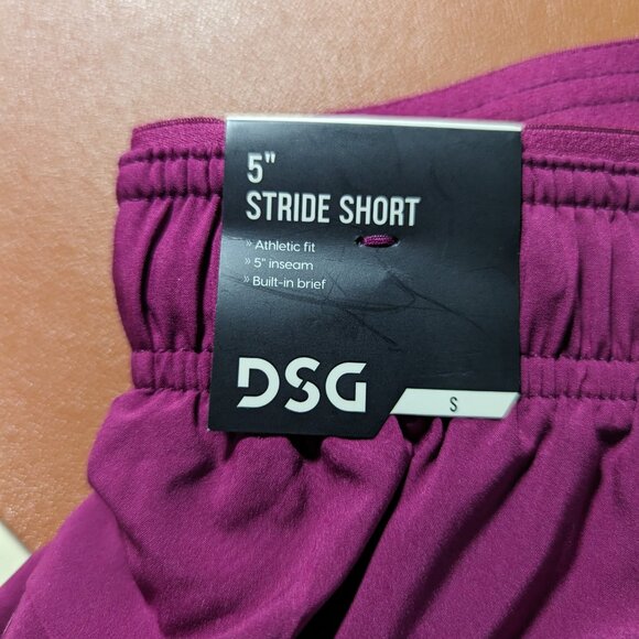 DSG Athletic Fit 5” Inseam Mens Stride Run Shorts Built In Brief Size Small NEW - Picture 2 of 3